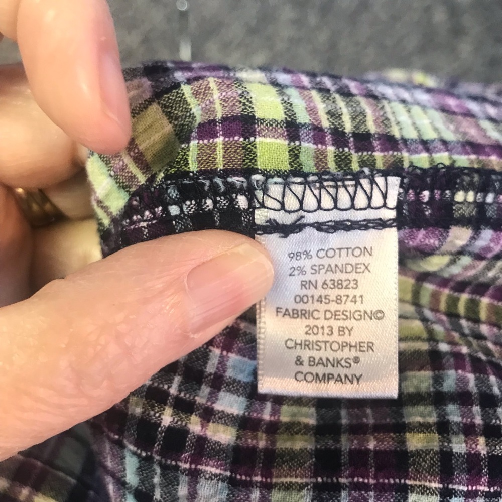 Plaid Button-Up Lightweight Jacket - Picture 6 of 7